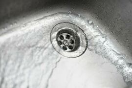 Imagem da notícia Eliminando e evitando o mal cheiro nos canos e ralos de casa